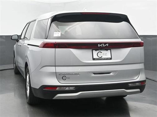 2022 Kia Carnival LXS