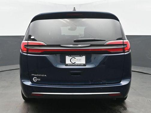 Fathom Blue Pearlcoat 2025 Chrysler Pacifica L