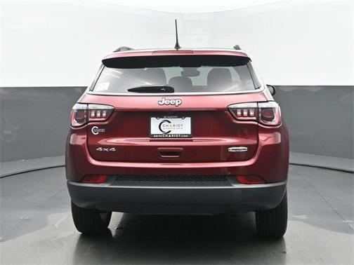 2022 Jeep Compass Latitude Lux