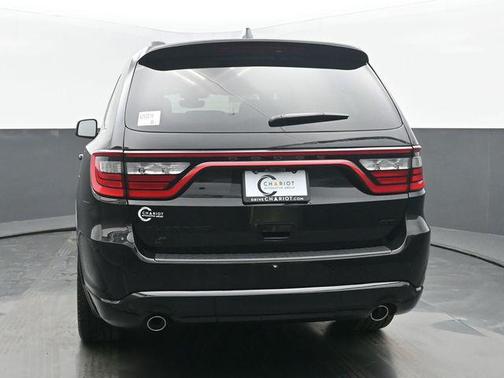 DB Black Crystal Clearcoat 2026 Dodge Durango GT HEMI V8