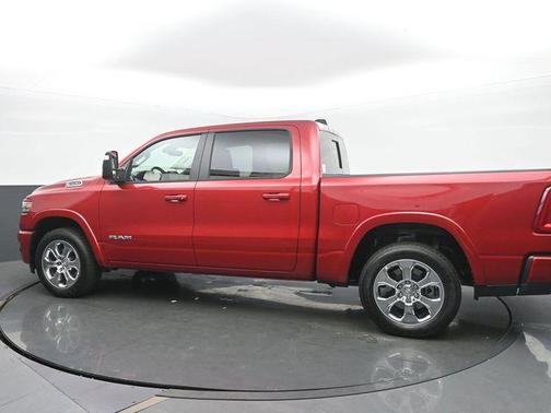 Molten Red Pearlcoat 2026 RAM 1500 Big Horn/Lone Star