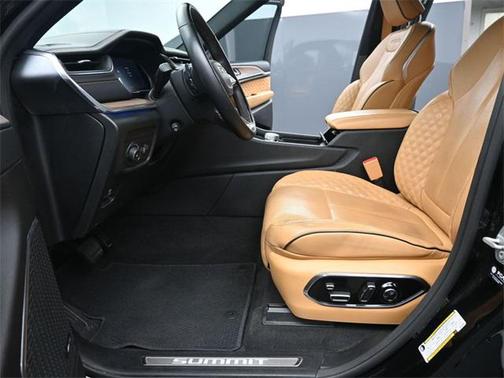 2022 Jeep Grand Cherokee Summit