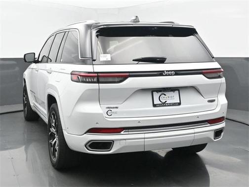 2023 Jeep Grand Cherokee Summit