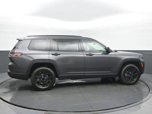 2026 Jeep Grand Cherokee L Laredo