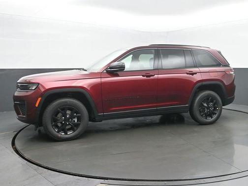 2026 Jeep Grand Cherokee Altitude