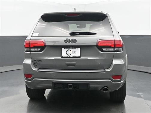 2022 Jeep Grand Cherokee Laredo