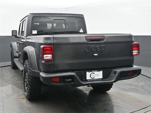 2021 Jeep Gladiator Willys