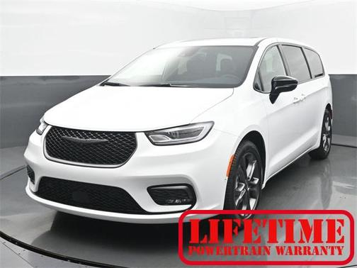 2026 Chrysler Pacifica L