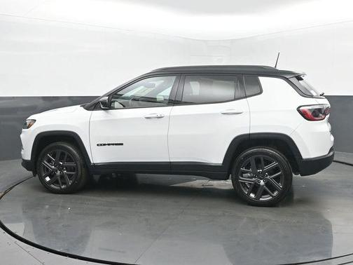 Bright White Clearcoat 2026 Jeep Compass Limited