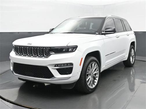 2022 Jeep Grand Cherokee Summit