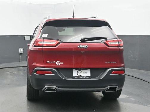 Deep Cherry Red Crystal Pearlcoat 2016 Jeep Cherokee Limited