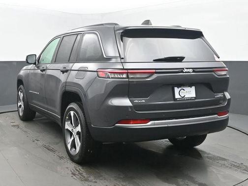 Baltic Gray Metallic Clearcoat 2026 Jeep Grand Cherokee Limited