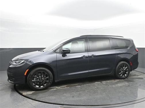 2021 Chrysler Pacifica Touring