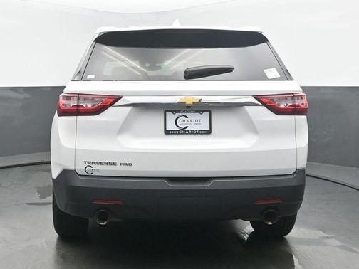 Summit White 2019 Chevrolet Traverse LS