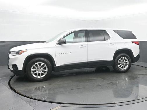 Summit White 2019 Chevrolet Traverse LS