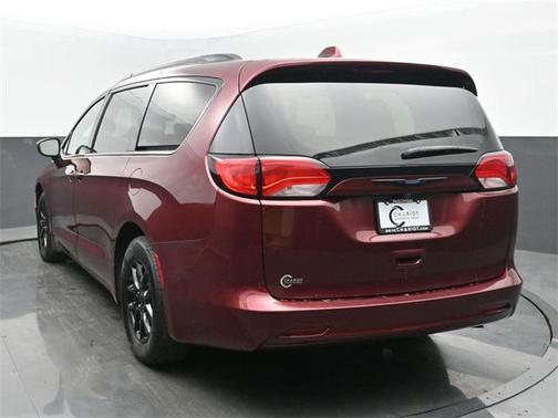 2020 Chrysler Voyager LXI