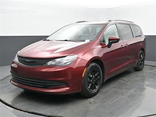 2020 Chrysler Voyager LXI