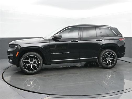 2025 Jeep Grand Cherokee Summit
