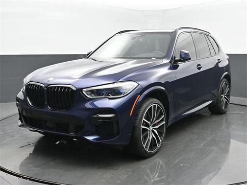 2022 BMW X5 M50i