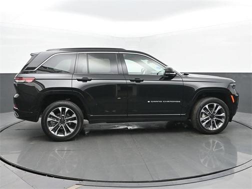 2025 Jeep Grand Cherokee Overland