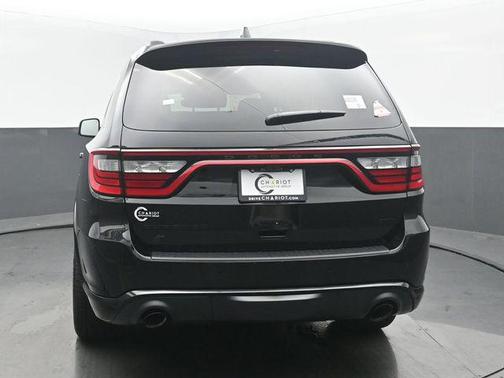 DB Black Crystal Clearcoat 2026 Dodge Durango GT Premium HEMI V8