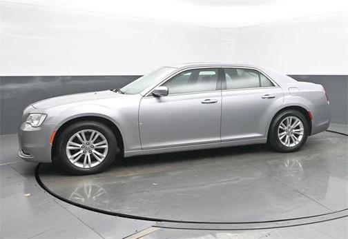 2017 Chrysler 300C Base