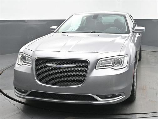 2017 Chrysler 300C Base
