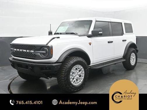 Oxford White 2025 Ford Bronco Badlands