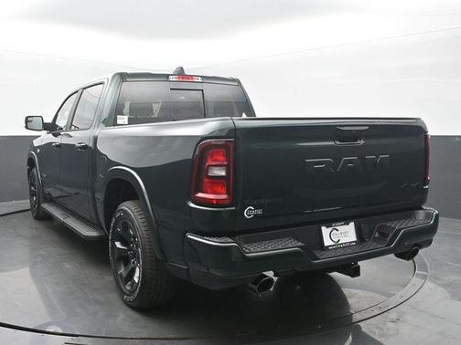 Serrano Green Metallic 2026 RAM 1500 Big Horn/Lone Star