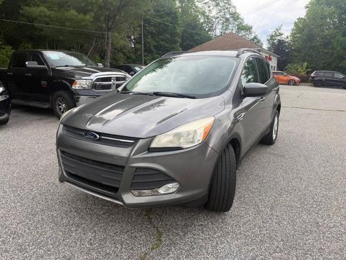 Sterling Gray Metallic 2014 Ford Escape SE