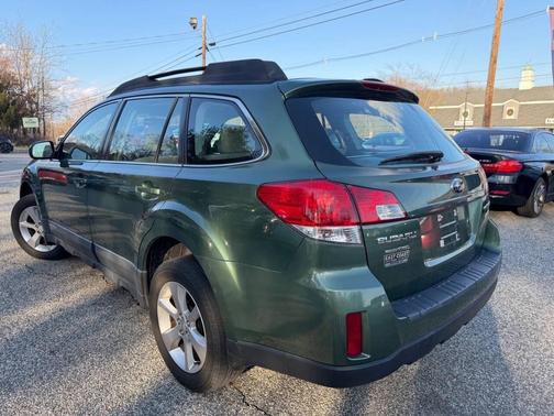 2014 Subaru Outback 2.5i