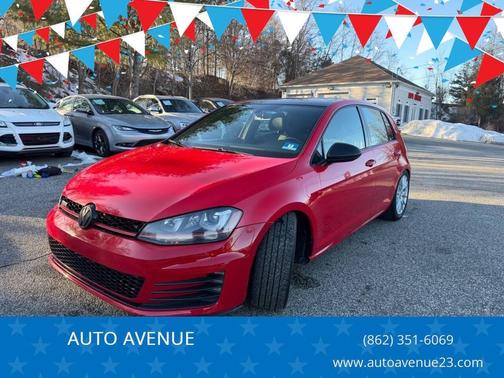 2016 Volkswagen Golf GTI 2.0T SE 4-Door