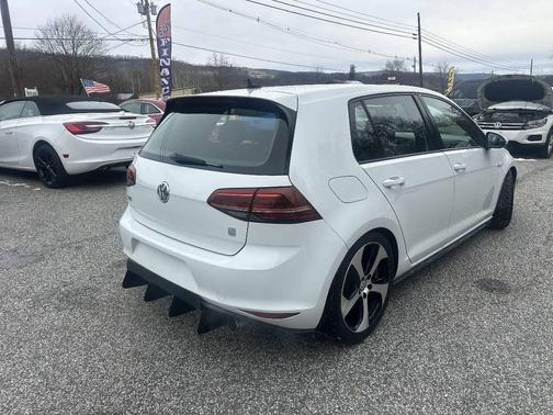 2016 Volkswagen Golf GTI 2.0T S 4-Door