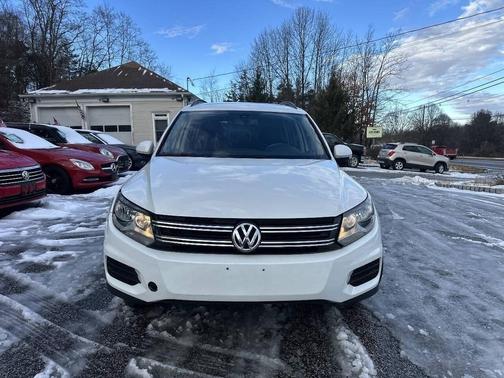 2016 Volkswagen Tiguan S