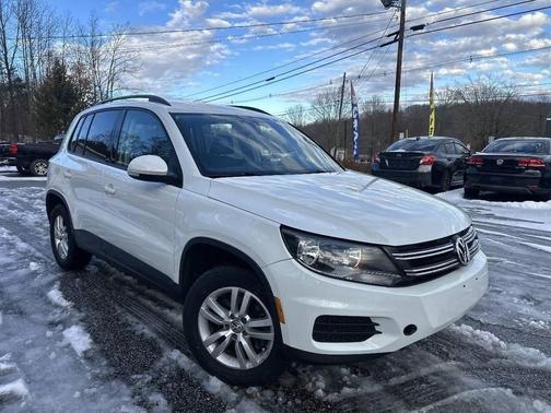 2016 Volkswagen Tiguan S