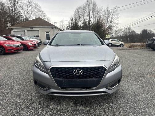 2016 Hyundai SONATA Hybrid SE