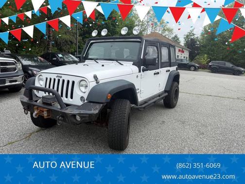Bright White Clearcoat 2014 Jeep Wrangler Unlimited Sport