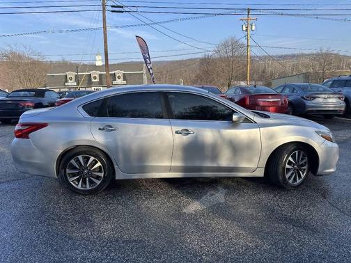 2017 Nissan Altima 2.5 SV