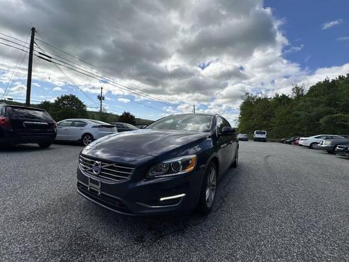 2015 Volvo V60 T5 Platinum