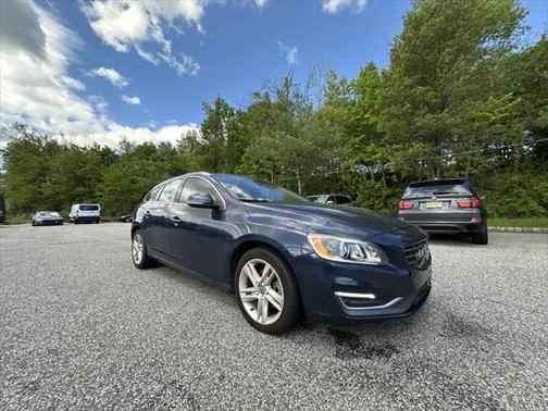 2015 Volvo V60 T5 Platinum