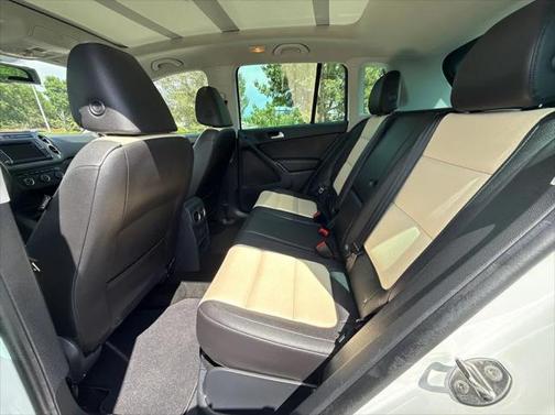 2017 Volkswagen Tiguan 2.0T Wolfsburg Edition