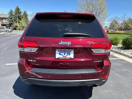 2020 Jeep Grand Cherokee Laredo
