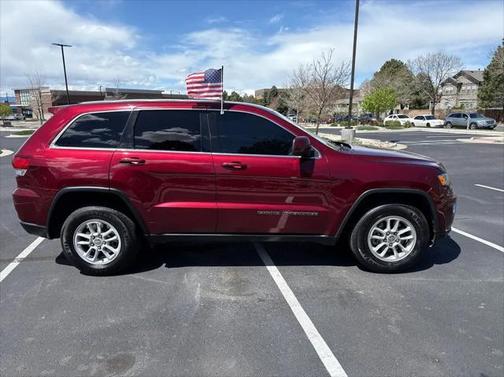 2020 Jeep Grand Cherokee Laredo