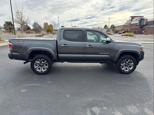 2016 Toyota Tacoma Limited