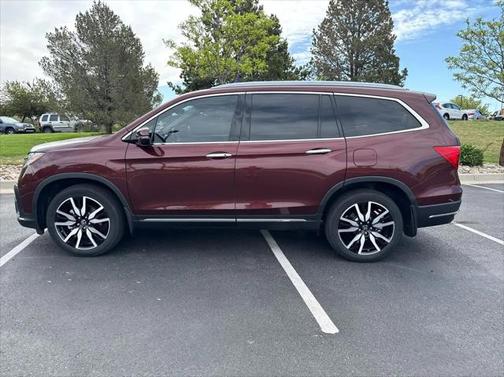 2021 Honda Pilot Touring 8-Passenger