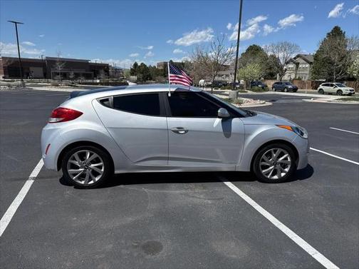 2017 Hyundai Veloster Base