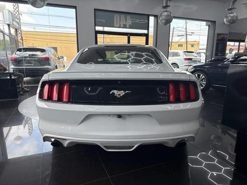 2015 Ford Mustang EcoBoost
