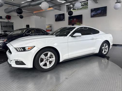 2015 Ford Mustang EcoBoost