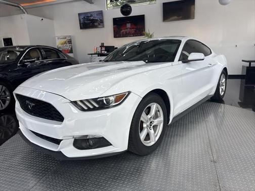 2015 Ford Mustang EcoBoost