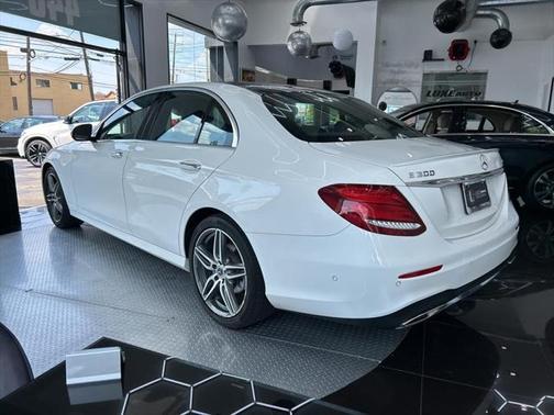 2018 Mercedes-Benz E-Class 4MATIC